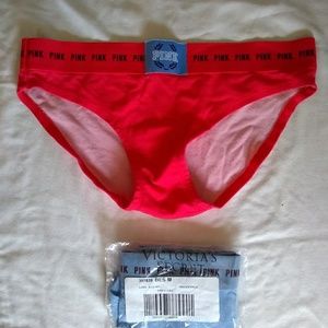 NWT 2 Victoria Secret panties. Size M